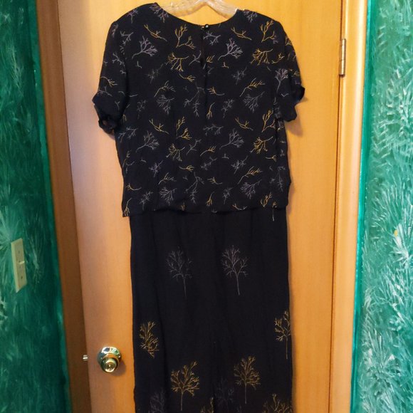 Long Black Dress with Tree Pattern, Sequins on front - Picture 7 of 9
